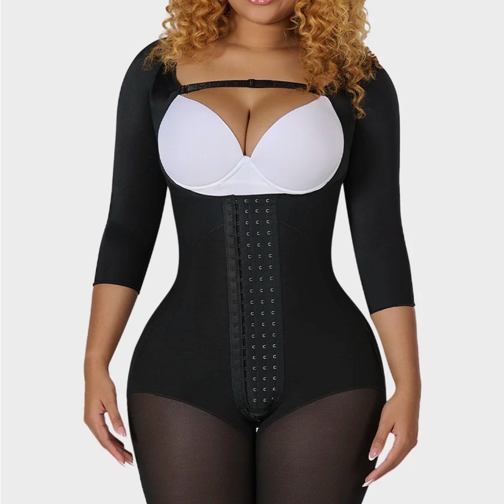 New knee length faja colombiana with sleeves size S